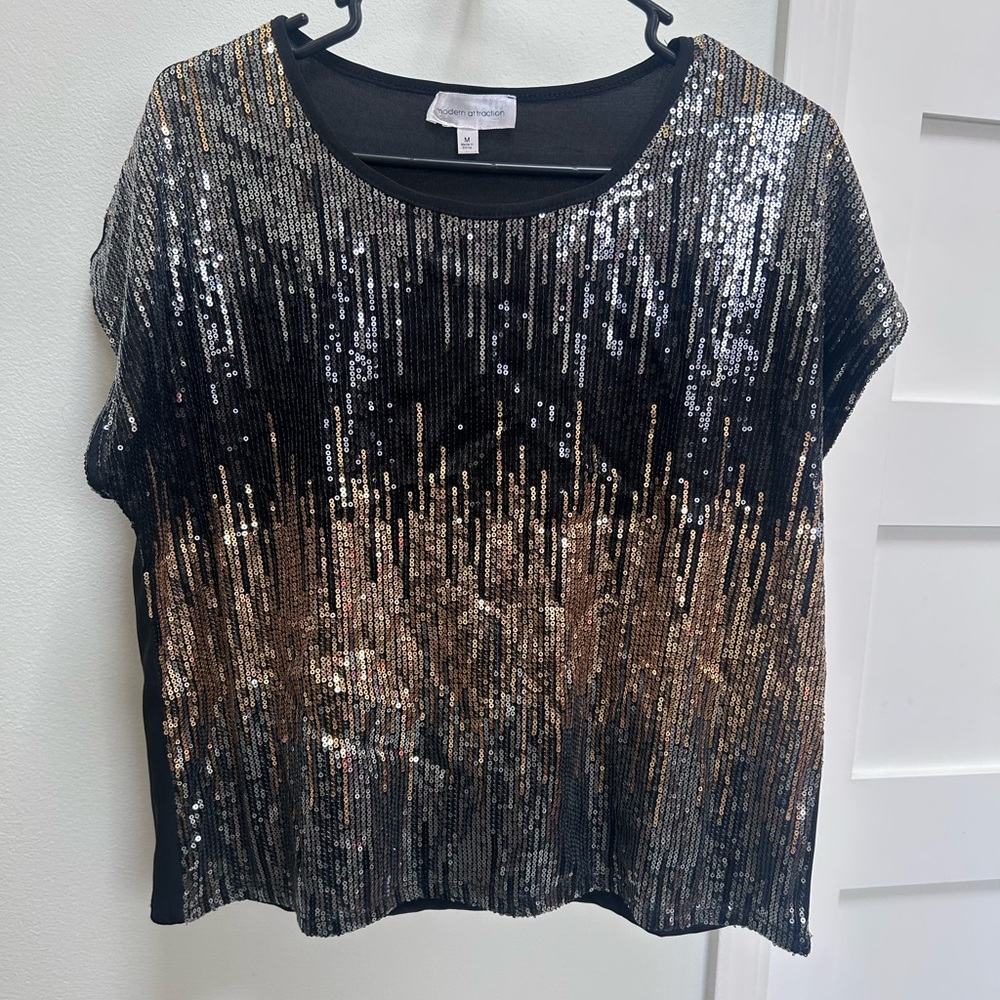 Black, Silver and Gold Sequin Short Sleeve Top